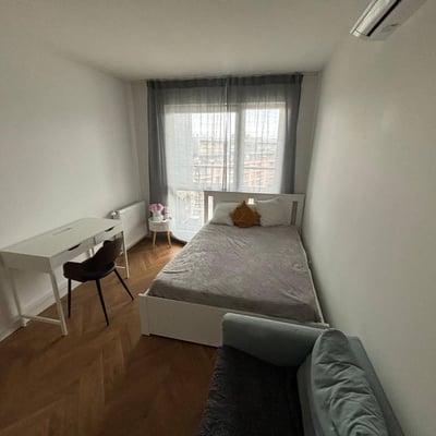 Miete einer modernen Wohnung mit 3 Schlafzimmern, 107 m², Blick auf die Weichsel, Zabłocie, Krakau, Polen